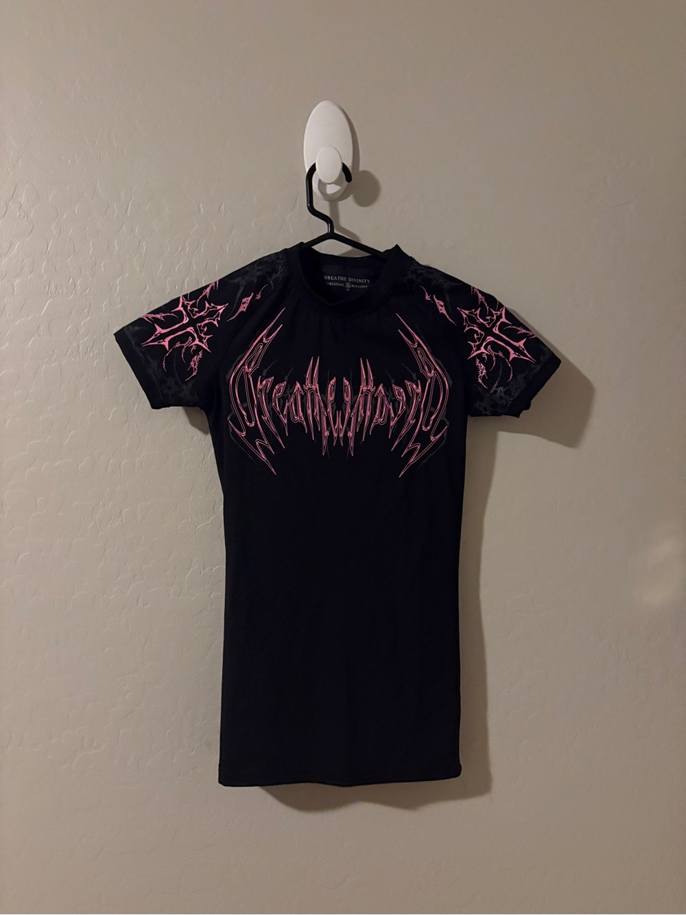 BREATHDIVINITY short sleeve compression. Void tech Evangelion [blossom pink]